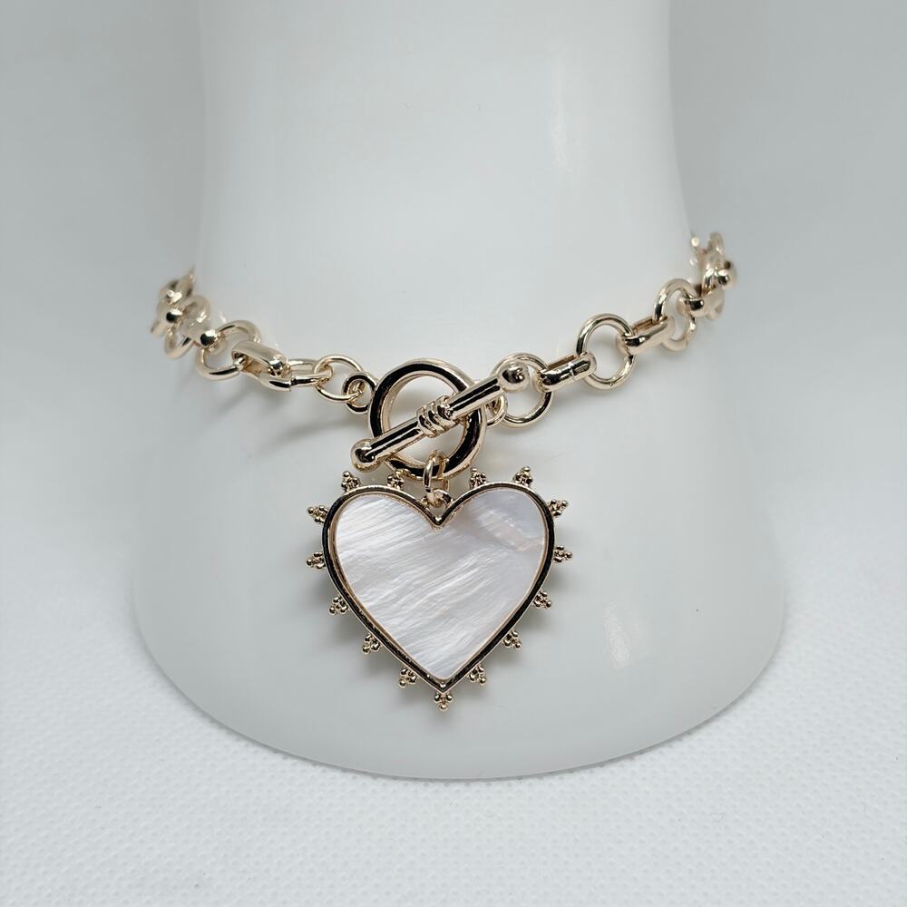 Gold Tone Rolo Chain Bracelet Mother of Pearl Heart Charm Toggle Clasp 7"